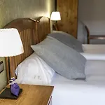 Hotel La Fonda De La Estacion La Puebla De Valverde