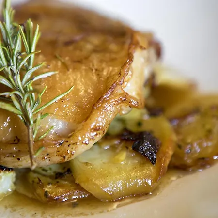 Hotel La Fonda De La Estacion